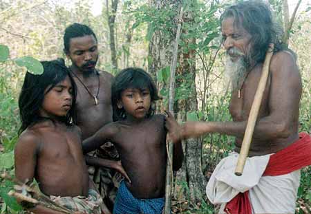 Dambana elder Kiri Banda passes on ancestral knowledge to his son and grandsons