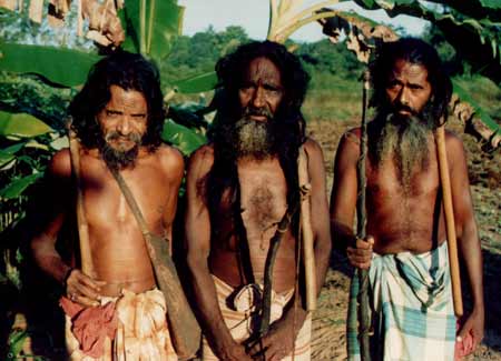 Tamil speaking Veddas from Mutur on foot pilgrimage to Kataragama, July 2001